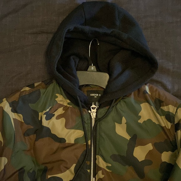 Camo Jacket - Picture 1 of 4